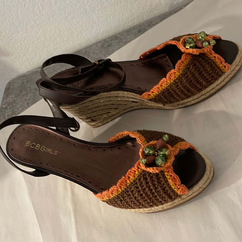 Y2k BCBG CROCHET Wedge Espadrilles Ankle wrap sandals 8